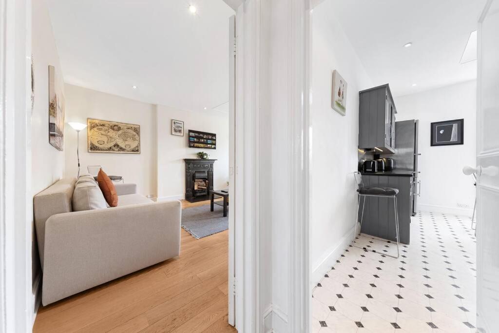 Spacious Sleep 11 With Terrace In Earls Court Ec99 London Exterior foto