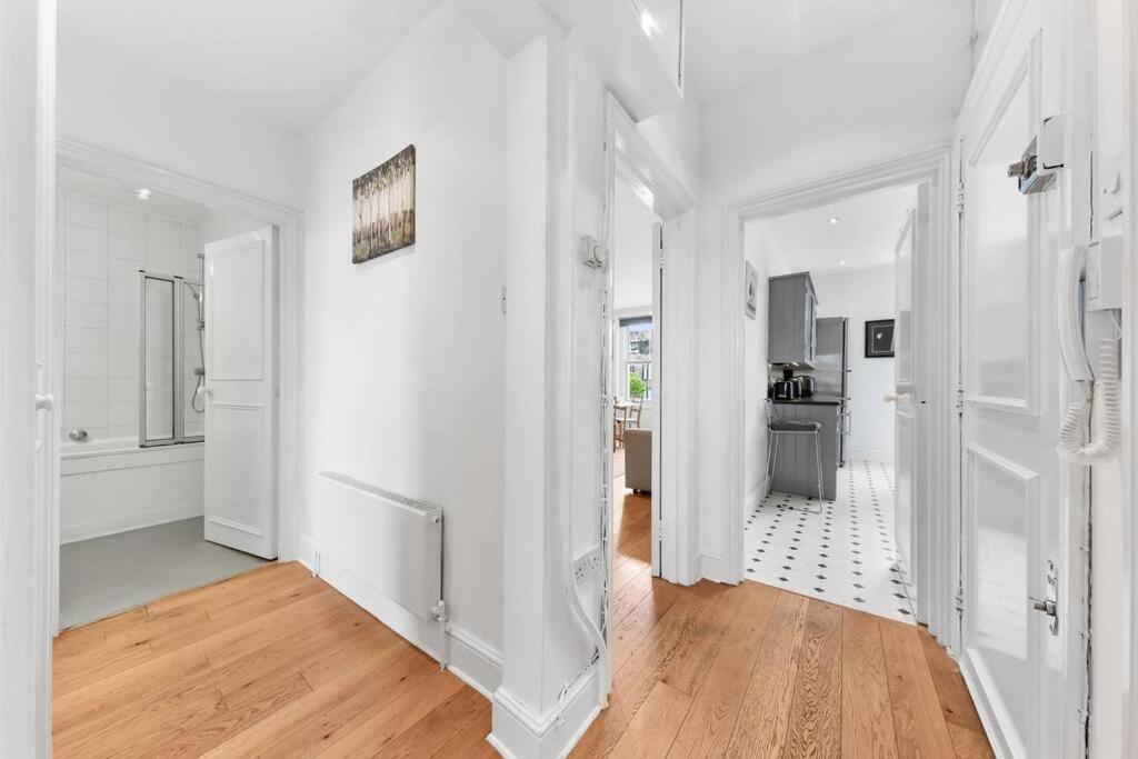 Spacious Sleep 11 With Terrace In Earls Court Ec99 London Exterior foto