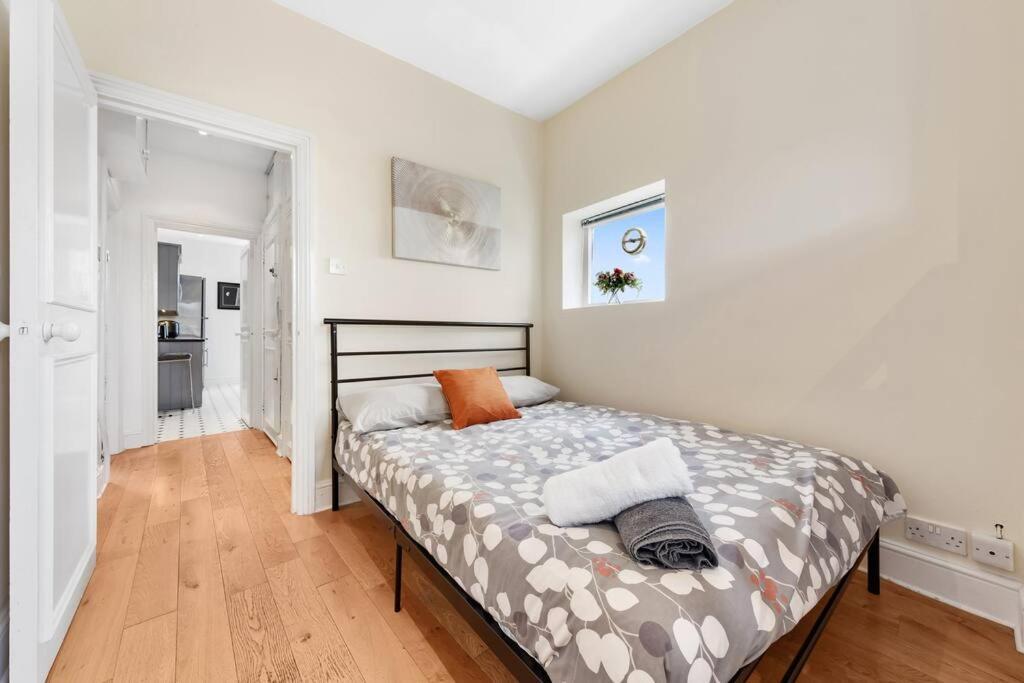 Spacious Sleep 11 With Terrace In Earls Court Ec99 London Exterior foto